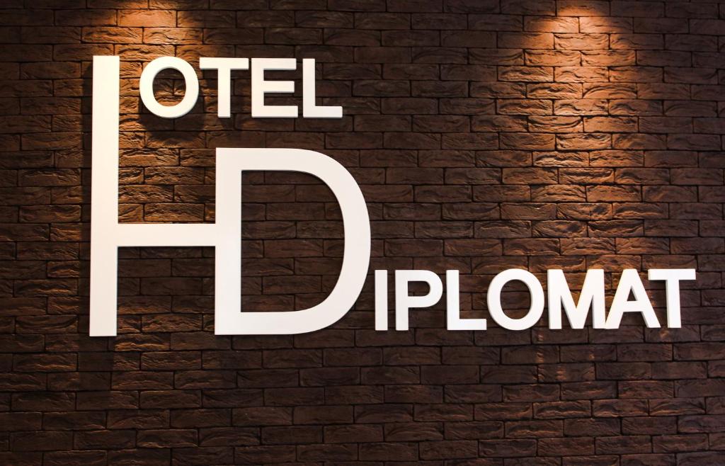 Hotel Diplomat room 5